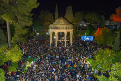 روایتی از برگزاری مراسم تحویل سال نو در حافظیه