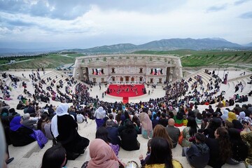 عراقی سربراہان کی جانب سے نوروز کا پیغام/عراق میں نوروز کی مناسبت سے تقاریب کا انعقاد