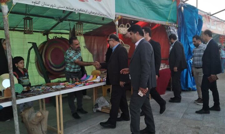خدماتدهی به مسافران نوروزی در گناوه گسترش مییابد