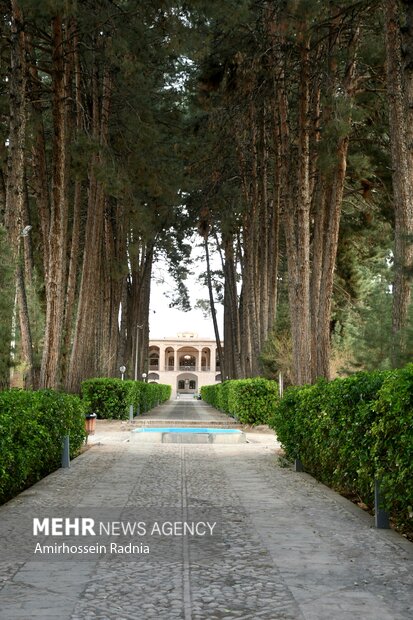 Akbariyeh Garden in Birjand
