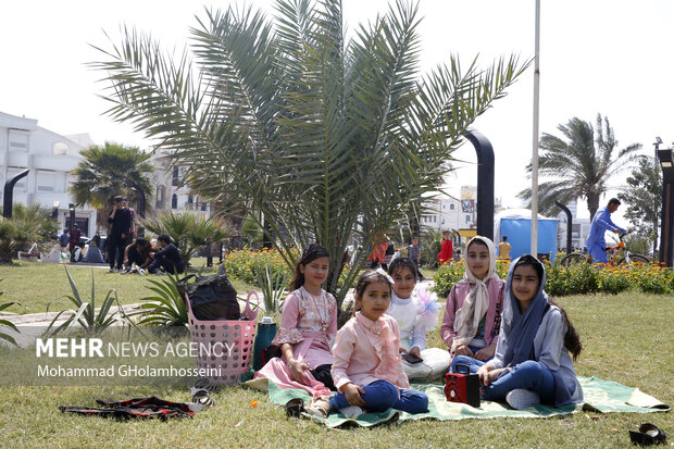 Yerli turister Nevruz Bayramı tatilinde Buşehr eyaletine akın etti
