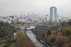 هوای تهران قابل قبول است