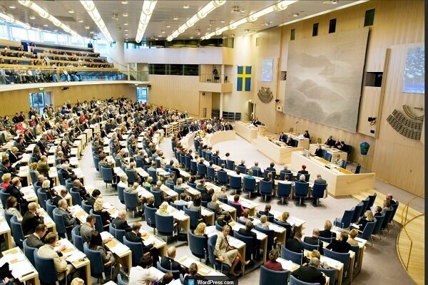 پارلمان سوئد با پیوستن استکهلم به ناتو موافقت کرد