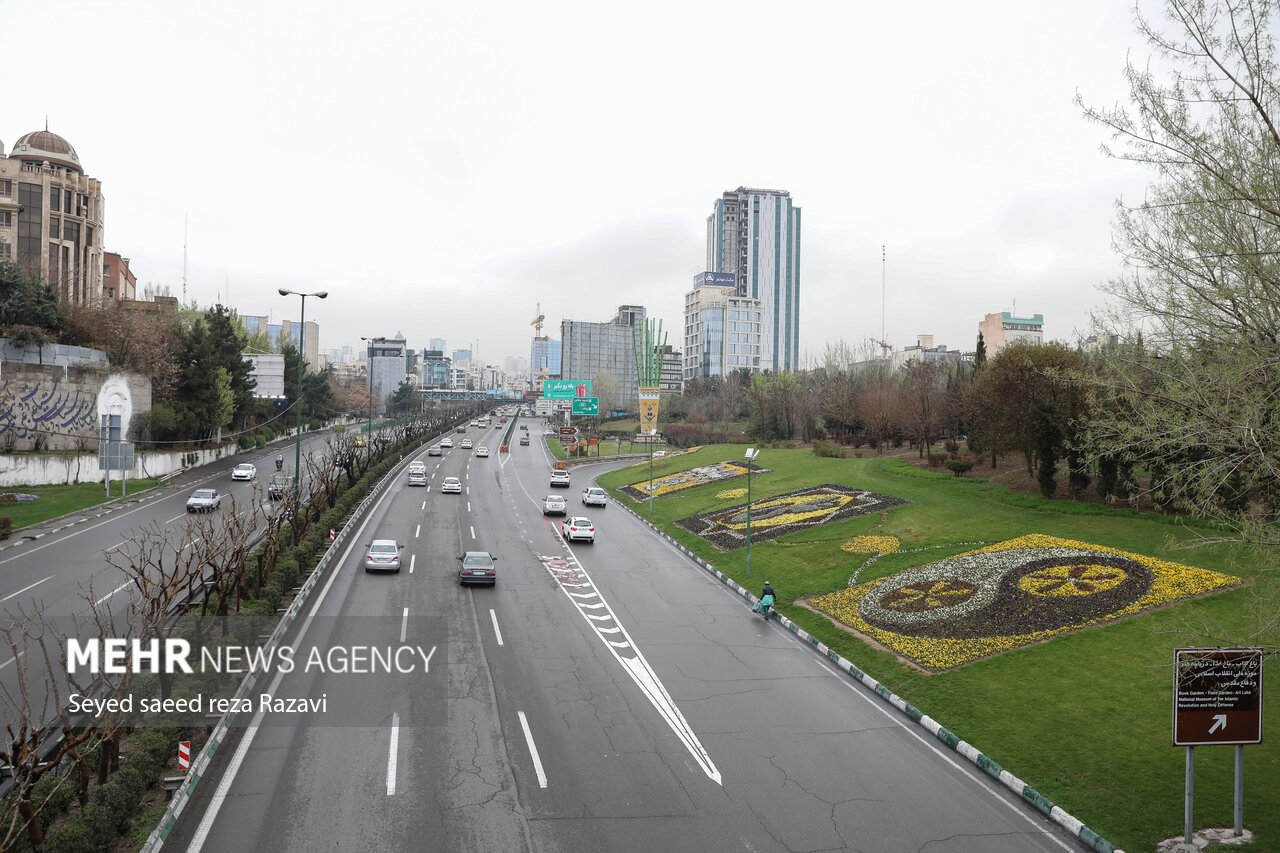 معابر و بزرگراه‌های تهران خلوت است/ احتمال افزایش تصادفات
