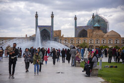 بازدید گردشگران از بناهای تاریخی اصفهان رکورد نوروز را شکست