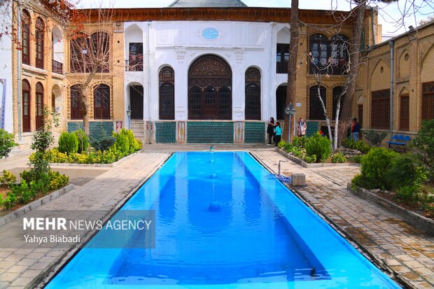 آینهکاریهای۱۳۰ساله در غبار بیمهری؛ تکیه بیگلربیگی تشنه اعتبارات ملی