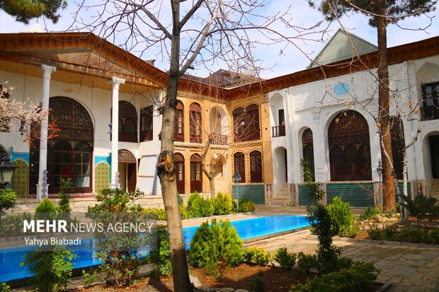 تکیه «بیگلربیگی» از زیباترین بناهای دوره قاجار