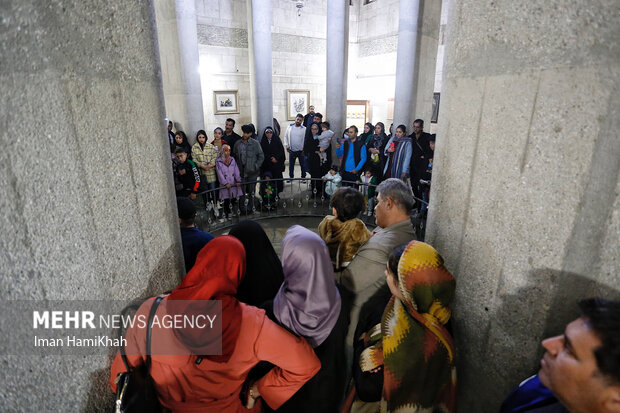 Nevruz yolcuları Hemedan kentinde