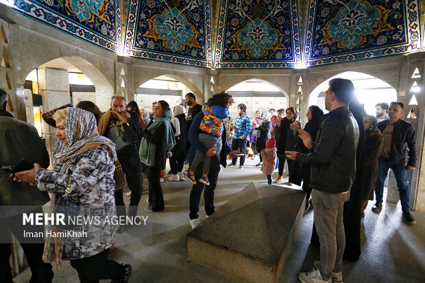 Nevruz yolcuları Hemedan kentinde