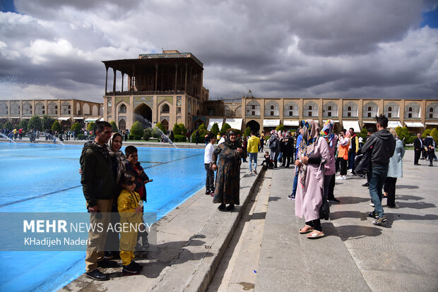İsfahan'a gelen turist sayısı 3 milyon 500 bin kişiyi aştı