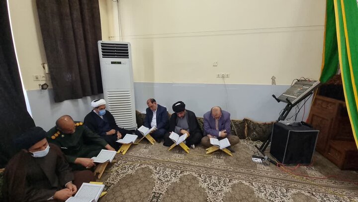 محفل انس با قرآن در گناوه برگزار شد