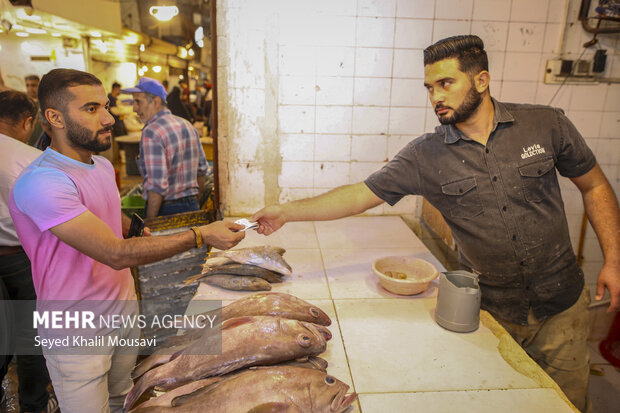بازار ماهی فروشان آبادان