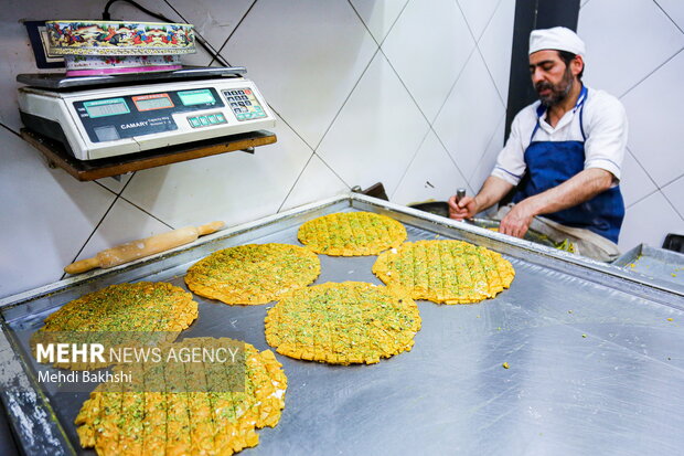 کارگاه سوهان پزی در <a href='https://sayeb.ir/tag/%d9%82%d9%85'></div>قم</a>