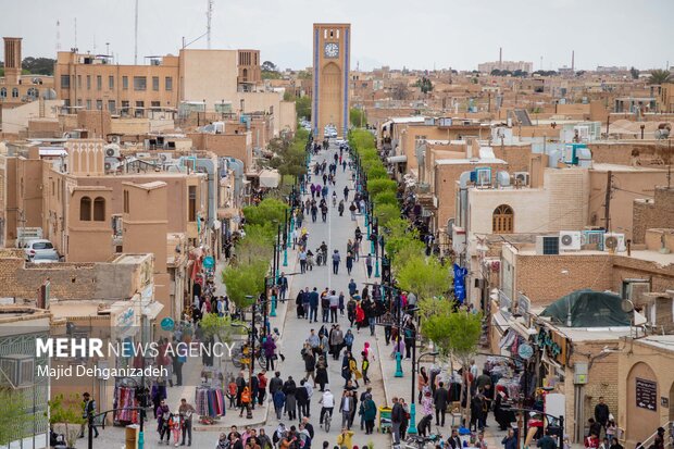 Tourists visit beautiful Yazd city in Nowruz
