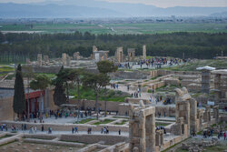 ناایمنی در محوطه تخت‌جمشید؛ ممنوعیت حضور مردم در روز طبیعت