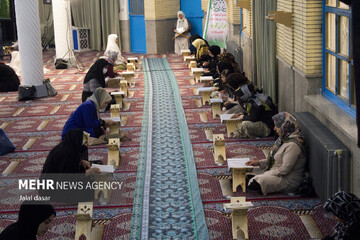برگزاری محفل جز خوانی ماه مبارک رمضان در شهرستان تویسرکان