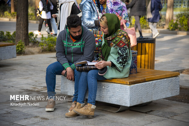 تلاوت قرآن کریم در گذر فرهنگی چهارباغ اصفهان