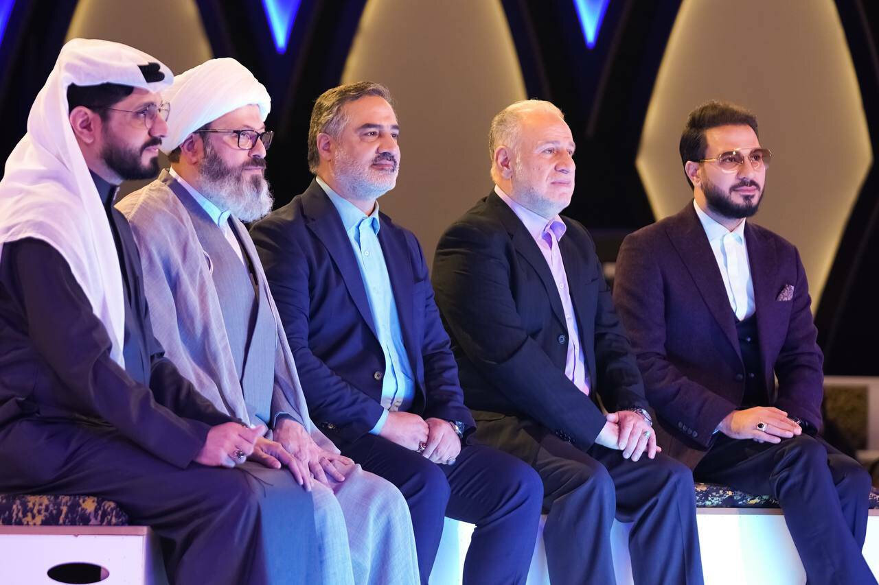 «محفل» مقدمه ای برای رفع مهجوریت قرآن در جامعه