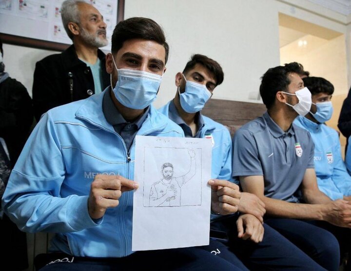 حضور اعضای تیم ملی فوتبال ایران در مراکز خیریه