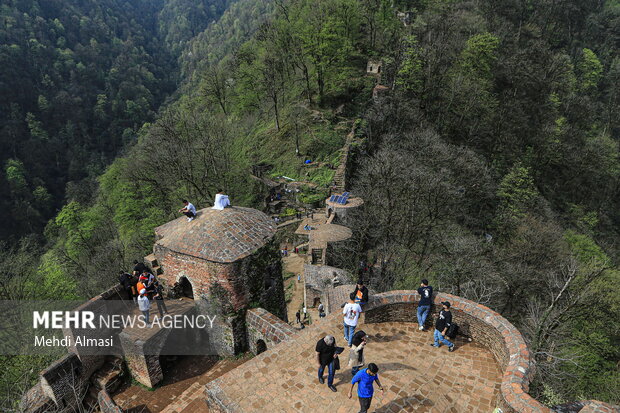 İran'ın kuzeyinde tarihi Rudhan Kalesi