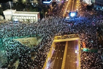۴۵۰ هزار نفر سقوط نتانیاهو را فریاد زدند/ نصف جمعیت تل‌آویو درخیابان