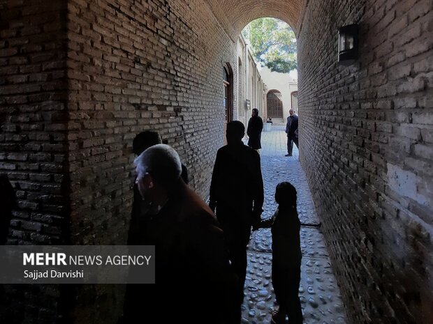 گردشگران نوروزی قلعه فلک الافلاک