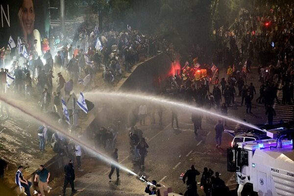 تل آویو روی خط آشوب/۴۰بازداشتی در سرکوب معترضان با گاز اشک آور