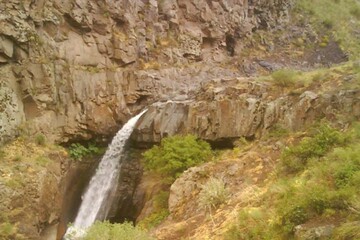 آبشارهای فصلی روستای فاضل آباد دره شهر پس از باران