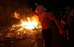 اسرائیل میں بدامنی کی نئی لہر، پر تشدد مظاہرے+ تصاویر
