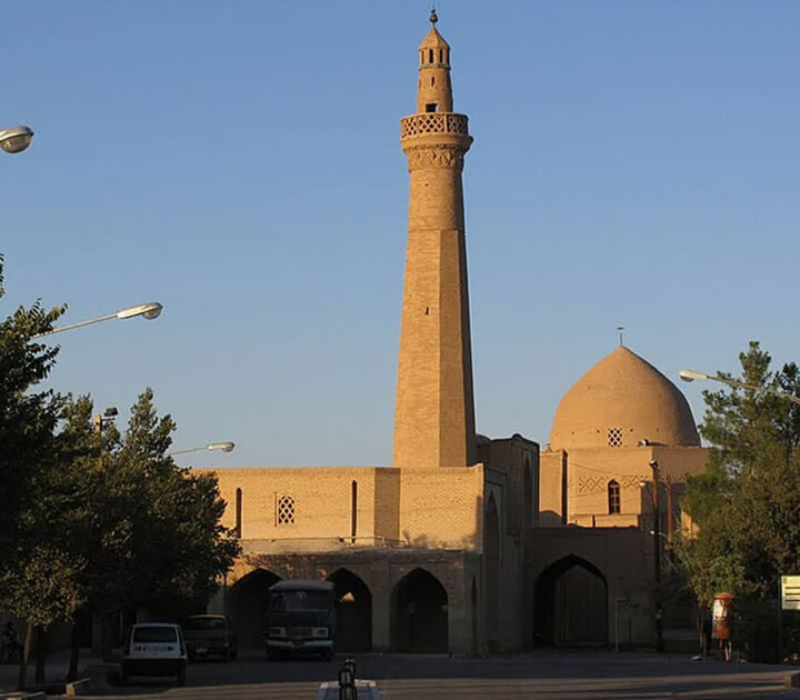 نائین نگینی در حاشیه کویر اصفهان 