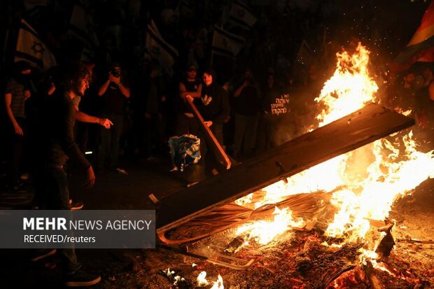 اسرائیل میں بدامنی کی نئی لہر، پر تشدد مظاہرے+ تصاویر
