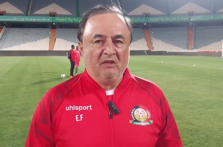 بازیکنانم بازی کنارهم را فراموش کردهاند / من هم ازایران یاد میگیرم