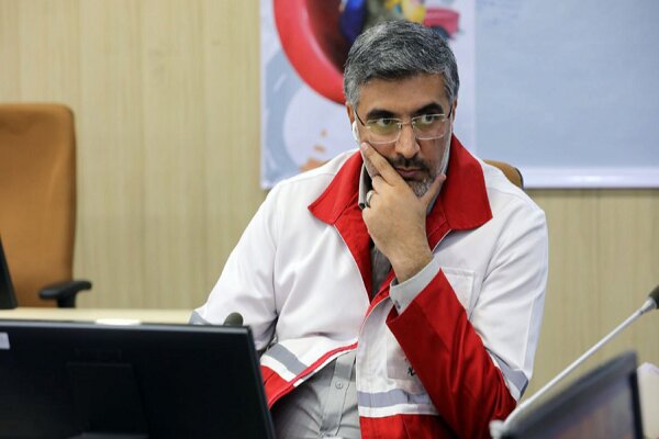 کمک ۳۸۵ میلیاردی مردمی/ همکاری ۴۰۰۰ خیر با هلال احمر