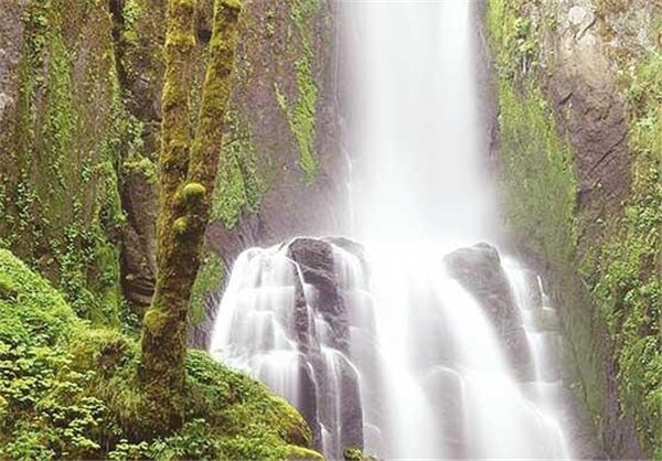 سفری مجازی به آبشار شیرلان هریس