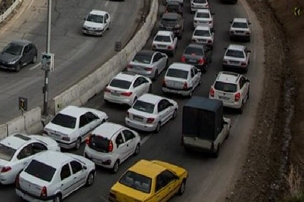 ترافیک سنگین در محور چالوس و آزادراه قزوین – کرج – تهران