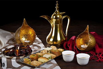 افطار با قهوه مخصوص عربی/ غذاهای قوم عرب خوزستان برای ماه رمضان