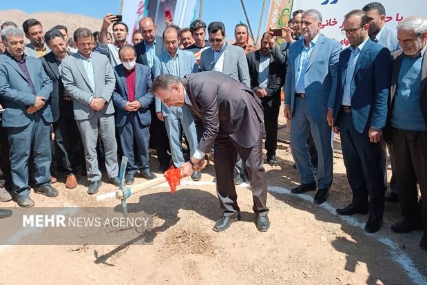 یک کارخانه خودروسازی در شاهرود کلنگ زنی شد