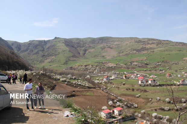 گردنه حیران مقصد گردشگران نوروزی