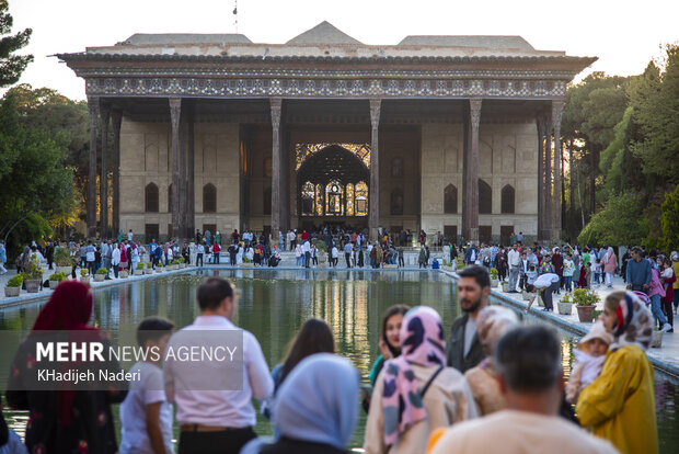 بناهای تاریخی اصفهان ۱۳ فروردین تعطیل است