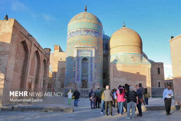 بزرگداشت شیخ صفیالدین اردبیلی در فضای مجازی بزرگداشت شیخ صفیالدین اردبیلی در فضای مجازی