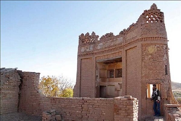 معرفی جاذبه های گردشگری شهر یاقوت های سرخ/ازقلعه دختر تاشهر آوه