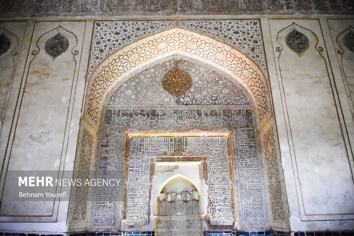 معرفی جاذبه های گردشگری شهر یاقوت های سرخ/ازقلعه دختر تاشهر آوه