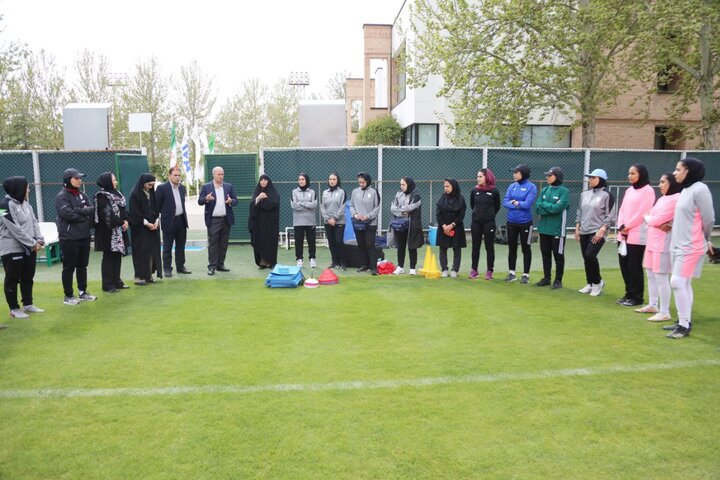 ادامه تمرینات تیم ملی فوتبال زنان ایران با حضور مهدی تاج