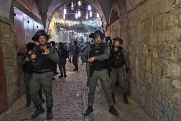 شلیک صهیونیست‌ها به جوان فلسطینی/ تخلیه اجباری مسجد الاقصی