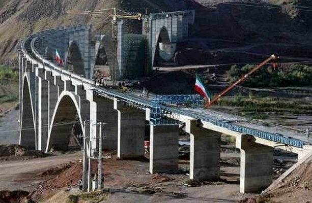 بلاتکلیفی ۱۴۰ کیلومتر خط ریلی رشت - آستارا