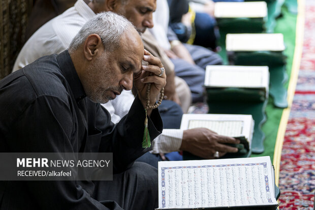 مراسم جزءخوانی قرآن کریم در کربلا