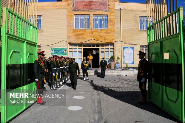 سفر فرمانده کل فراجا به استان کرمانشاه سفر فرمانده کل فراجا به استان کرمانشاه