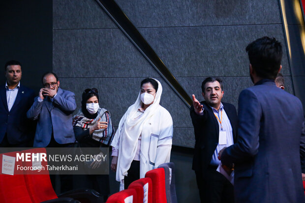 نمایندگان خارجی و رؤسای هیأت‌های دیپلماتیک مقیم تهران درمراسم جشن ملی پرچم حضور دارند