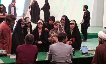 نرجسانه پاتوقی برای دختران همدانی