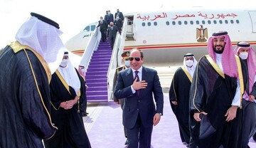 الرئيس المصري يزور السعودية في زيارة سريعة لعدة ساعات